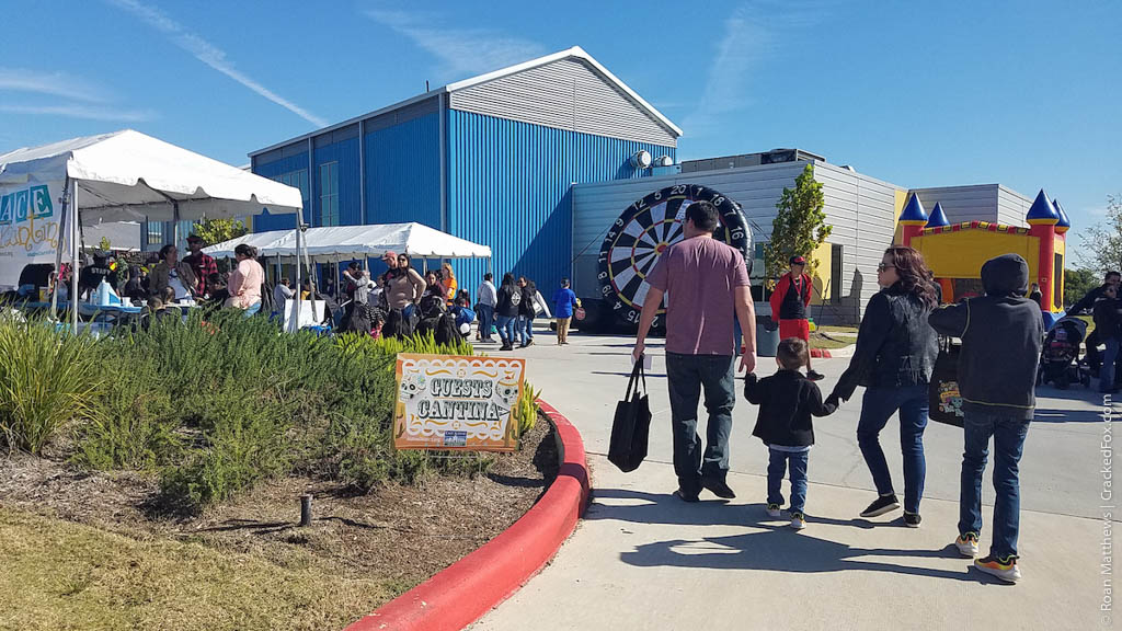 eamd-2019-muertos-fall-fest-kidzone1-99