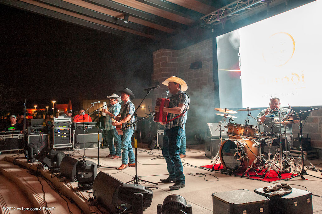 EAMD-2022_TejanoNight-90