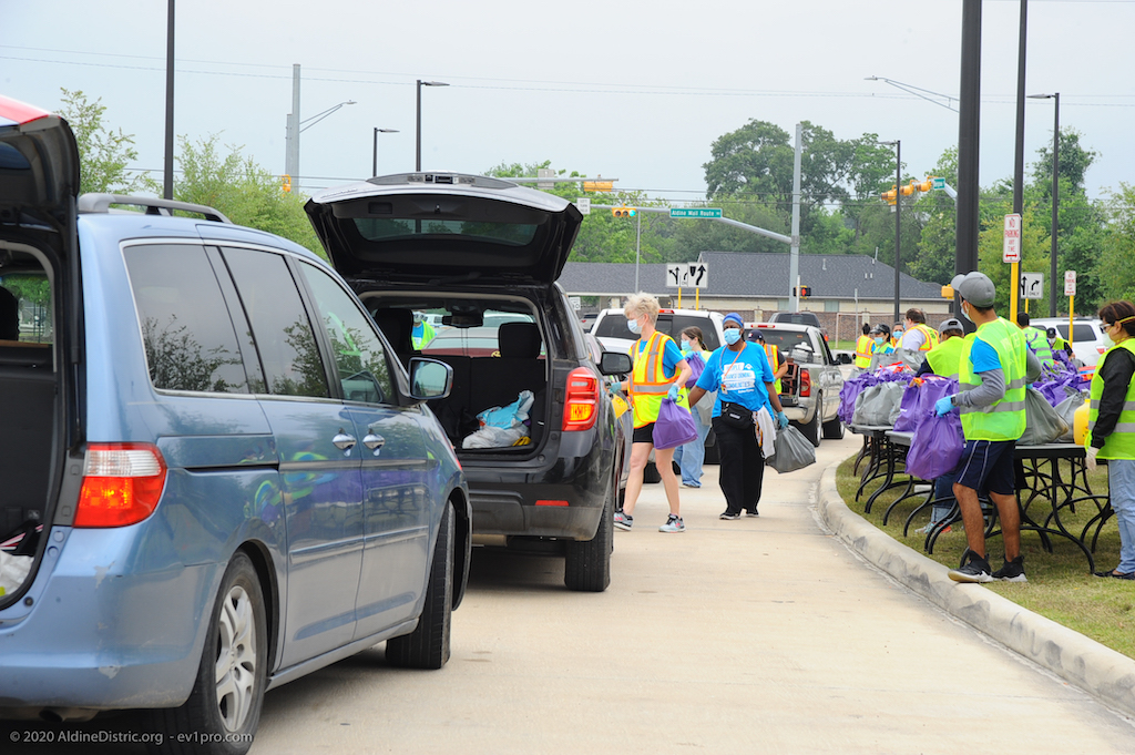 EAMD-2020-Food-drive-41