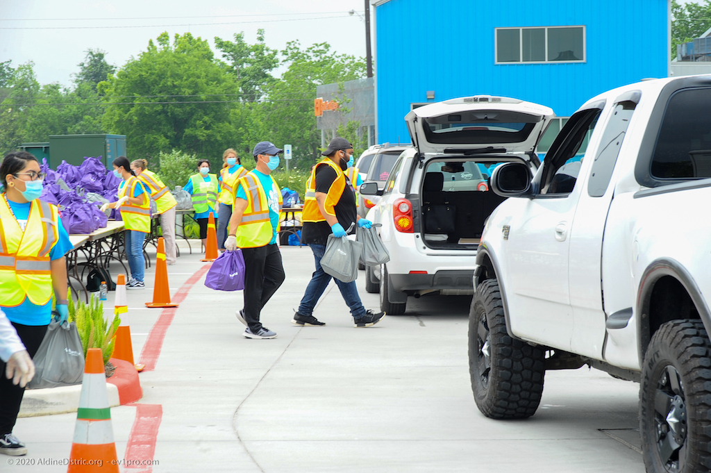 EAMD-2020-Food-drive-45