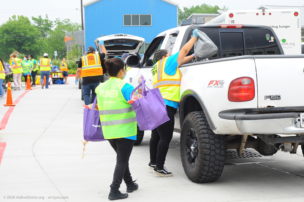 EAMD-2020-Food-drive-48
