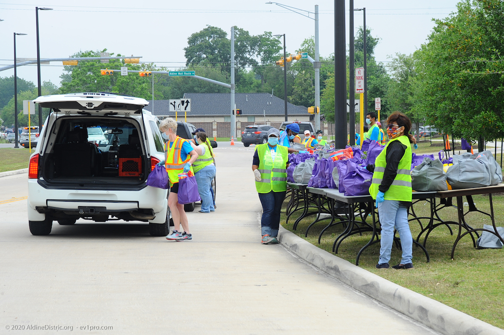 EAMD-2020-Food-drive-51