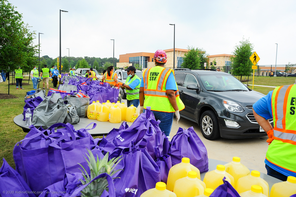 EAMD-2020-Food-drive-53