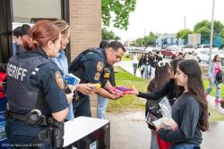 EAMD-May-2025-Pops-with-Cops-MacArthur-Students-45